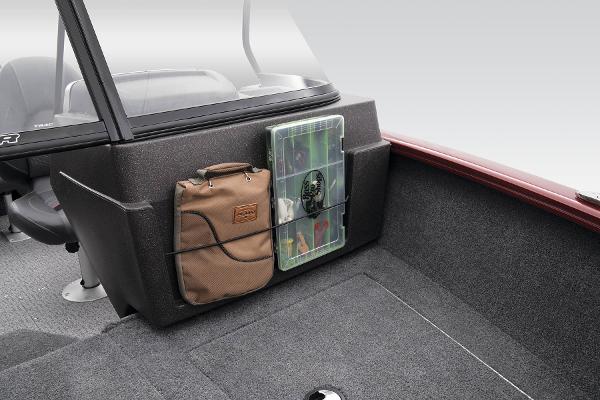 Slide: The Image of Tracker Pro Guide V-175 WT 2024 - 19