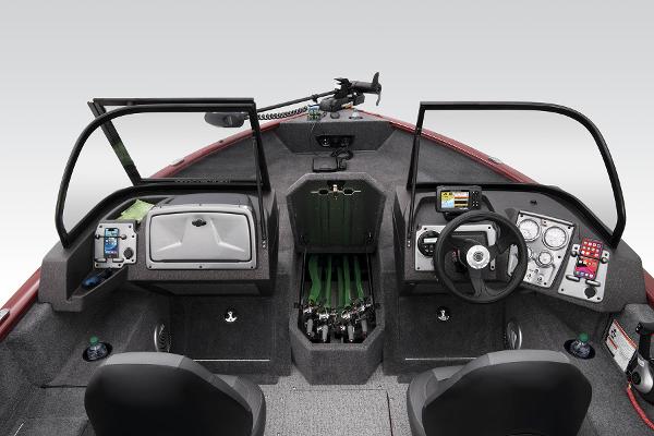 Slide: The Image of Tracker Pro Guide V-175 WT 2024 - 23