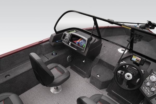 Slide: The Image of Tracker Pro Guide V-175 WT 2024 - 24