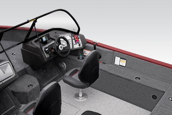 Slide: The Image of Tracker Pro Guide V-175 WT 2024 - 25
