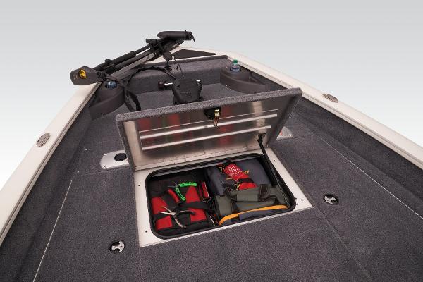 Slide: The Image of Tracker Pro Team 175 TF 2024 - 22