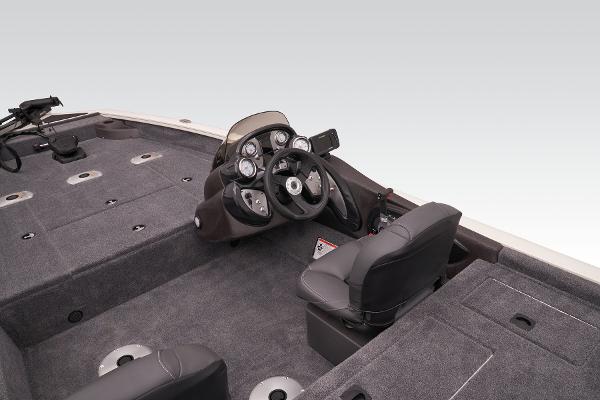Slide: The Image of Tracker Pro Team 175 TF 2024 - 25