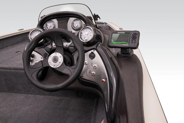 Slide: The Image of Tracker Pro Team 175 TF 2024 - 29