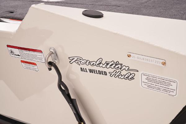 Slide: The Image of Tracker Pro Team 175 TF 2024 - 43