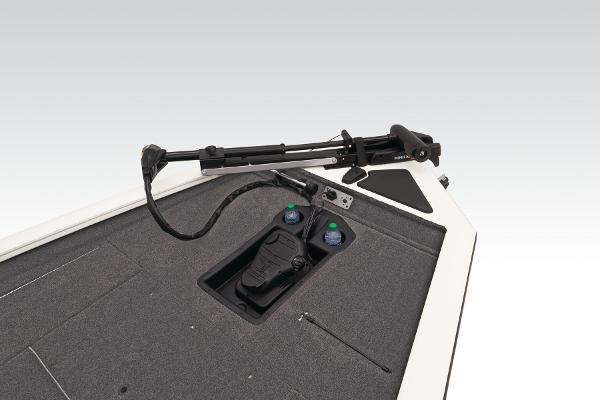 Slide: The Image of Tracker Pro Team 175 TXW 2024 - 11