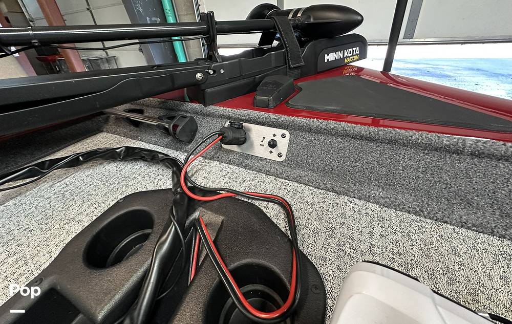 Slide: The Image of Tracker Pro Team 190 TX 2023 - 29