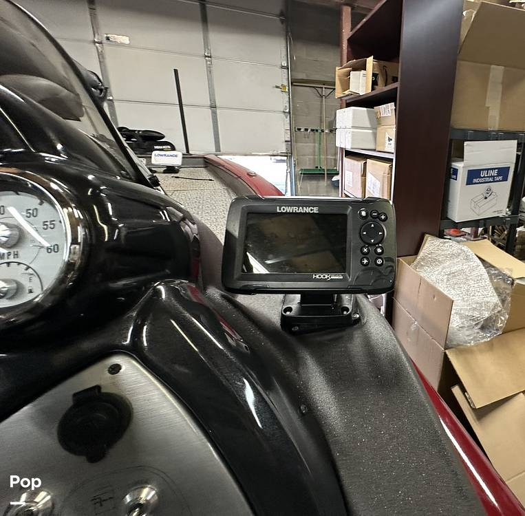 Slide: The Image of Tracker Pro Team 190 TX 2023 - 52