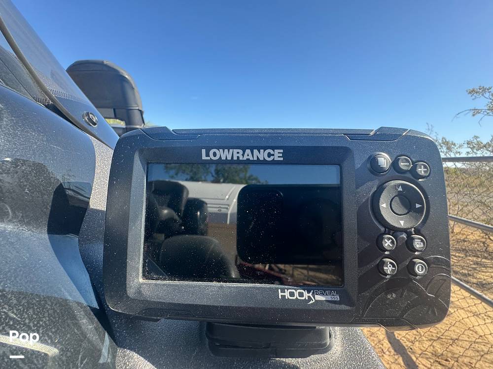 Slide: The Image of Tracker Pro Team 195 TWX 2021 - 15496646