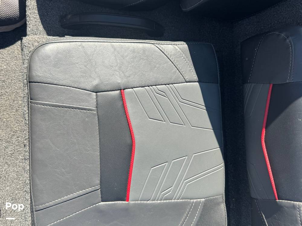 Slide: The Image of Tracker Pro Team 195 TWX 2021 - 15496659