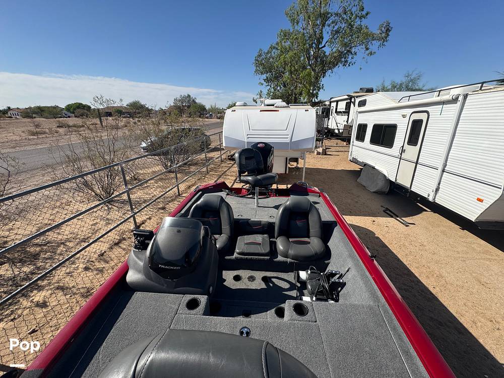 Slide: The Image of Tracker Pro Team 195 TWX 2021 - 15496660