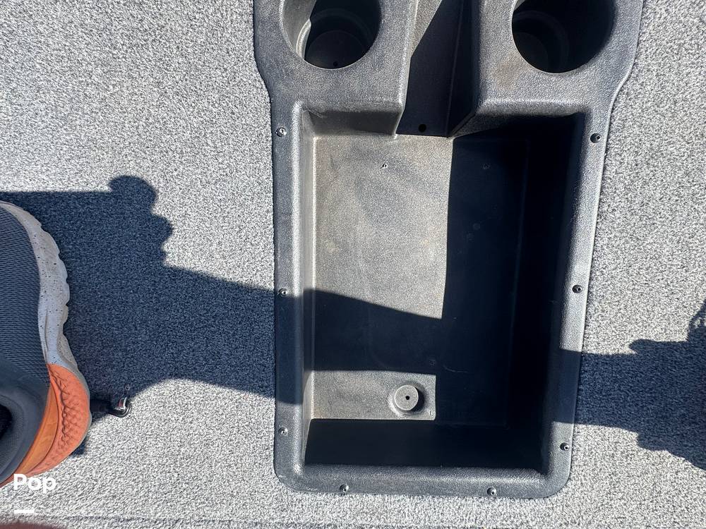 Slide: The Image of Tracker Pro Team 195 TWX 2021 - 15496663