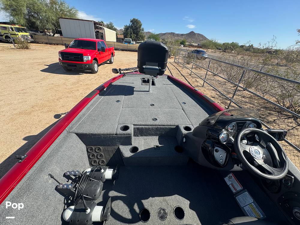 Slide: The Image of Tracker Pro Team 195 TWX 2021 - 15509400