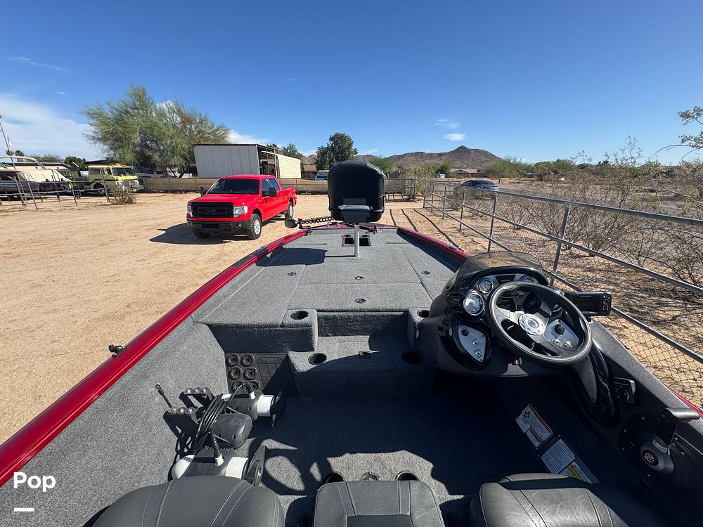 Slide: The Image of Tracker Pro Team 195 TWX 2021 - 15509406