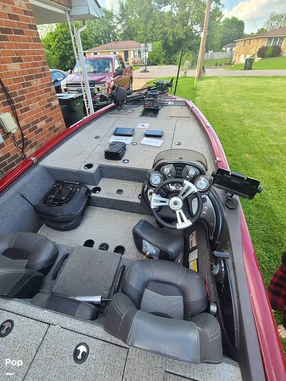 Slide: The Image of Tracker Pro Team 195 TXW 2020 - 15475419