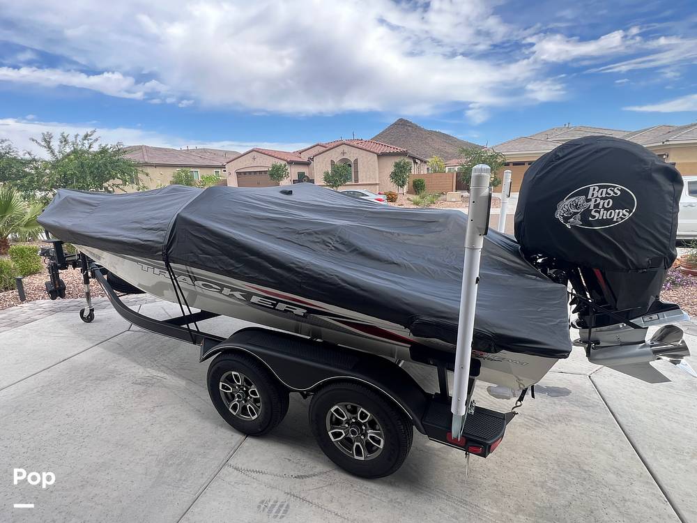 Slide: The Image of Boat Cover - 15353112