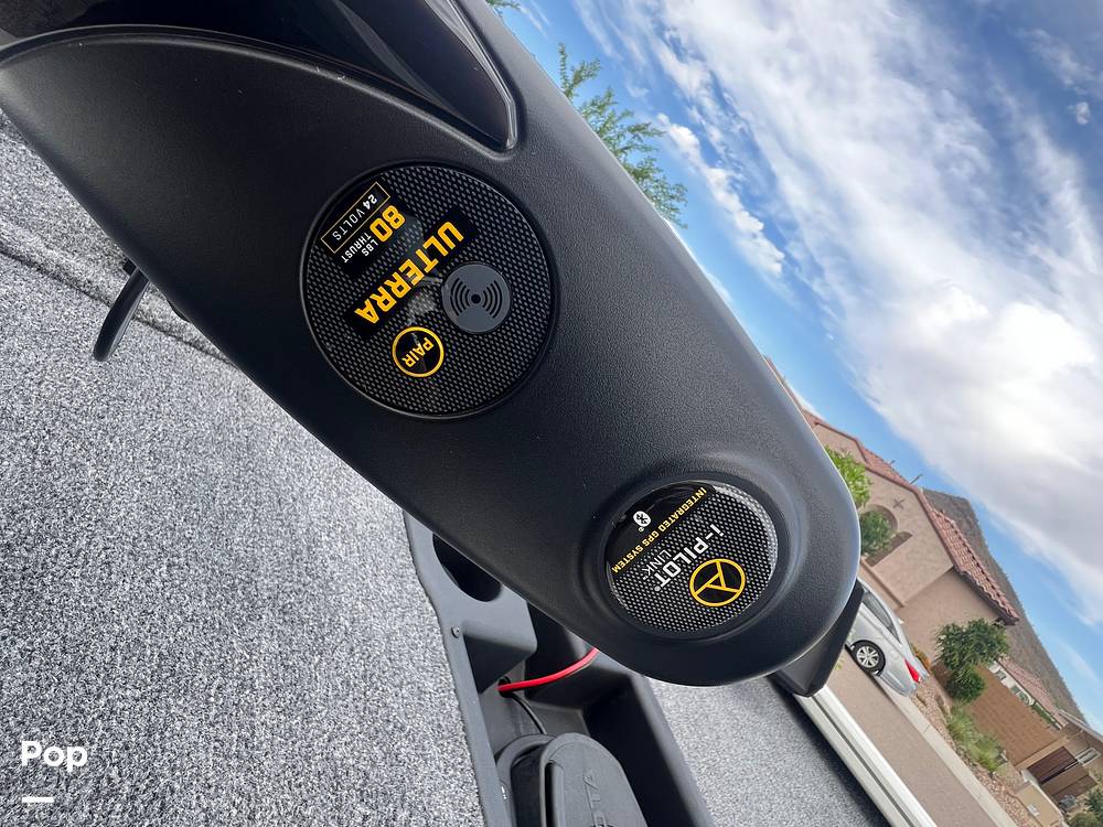 Slide: The Image of Ulterra I-link 80lb Thrust 24v - 15358659