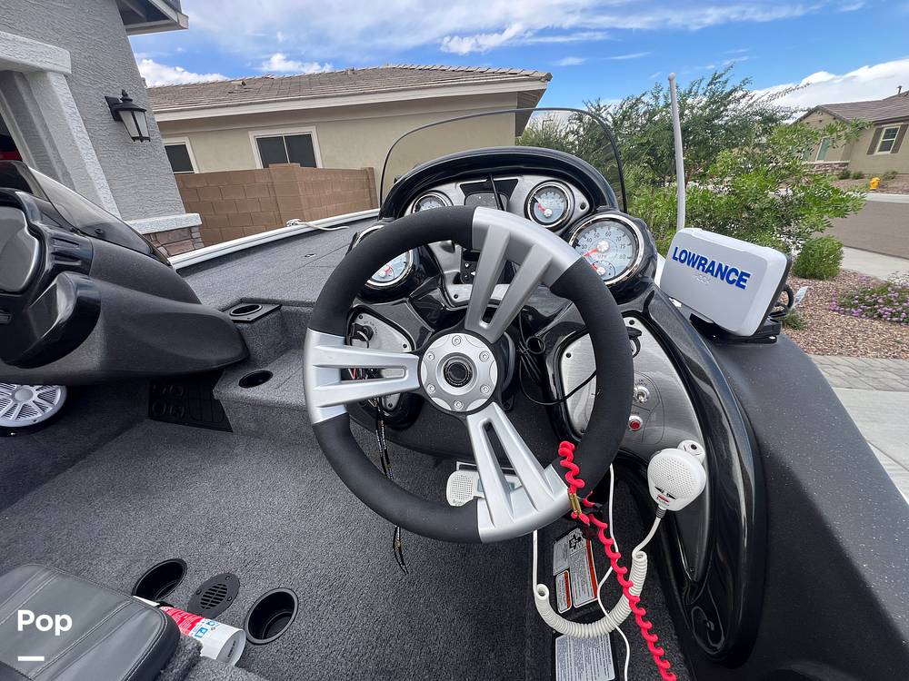 Slide: The Image of Tracker Pro Team 195 TXW 2023 - 15358699