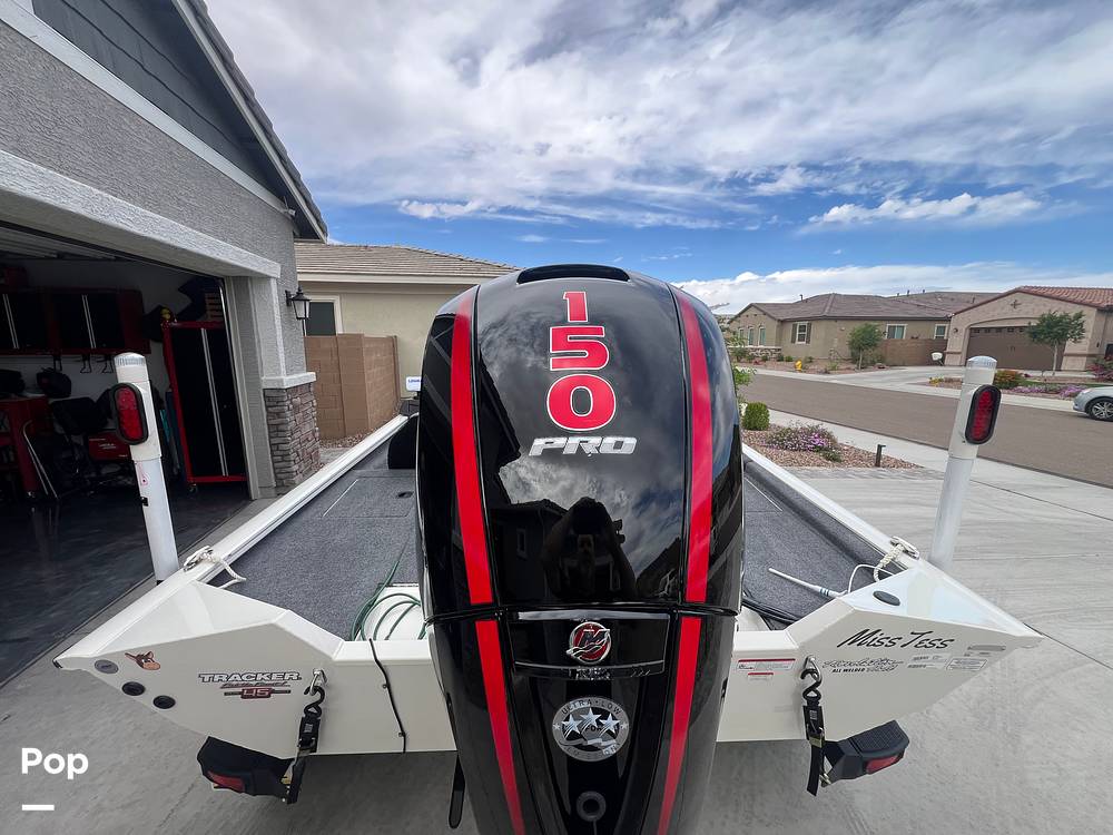 Slide: The Image of Tracker Pro Team 195 TXW 2023 - 15358703