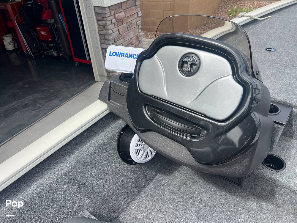 Slide: The Image of Tracker Pro Team 195 TXW 2023 - 15358716