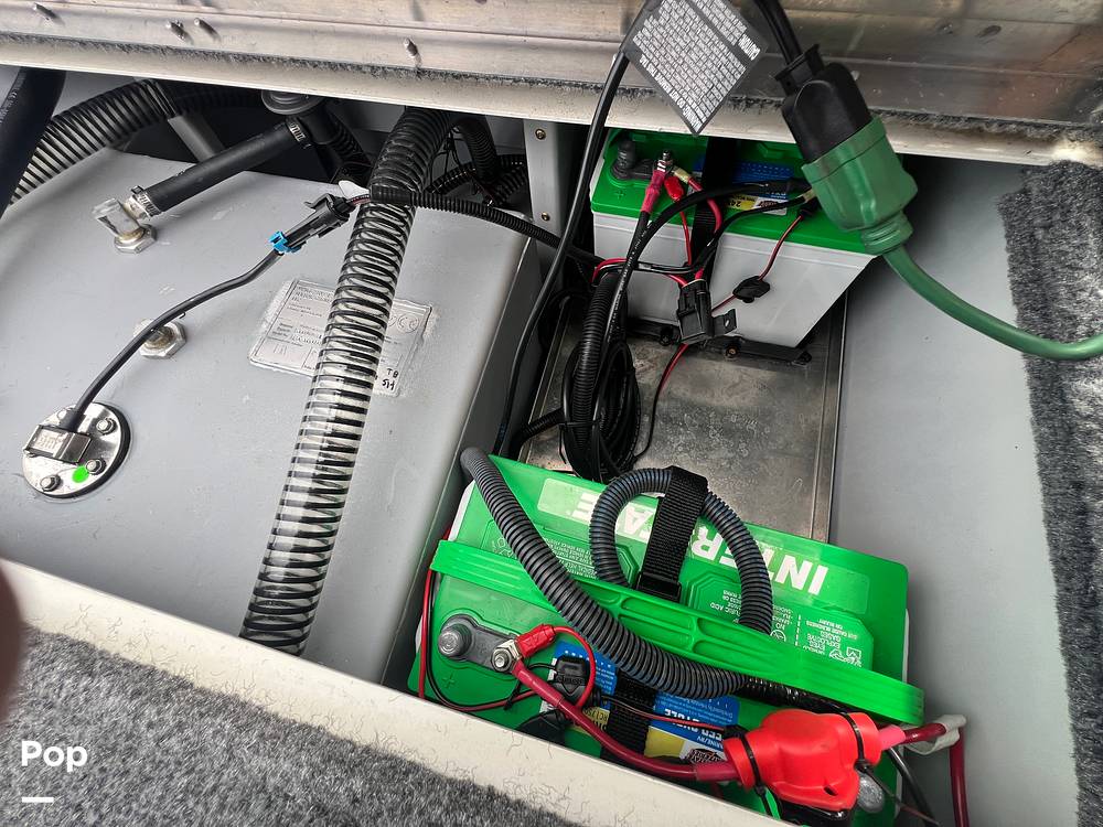 Slide: The Image of (2) Batteries - 15358718