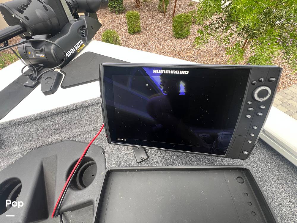 Slide: The Image of Humminbird Helix 12 - 15358725