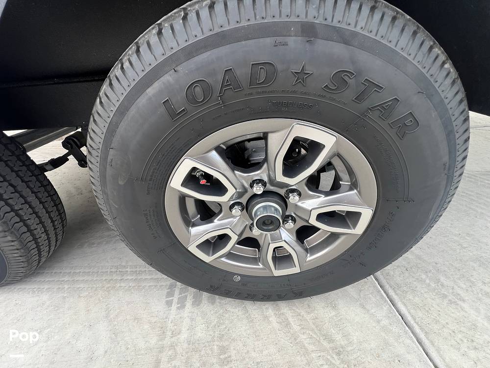 Slide: The Image of Tracker Pro Team 195 TXW 2023 - 15358729