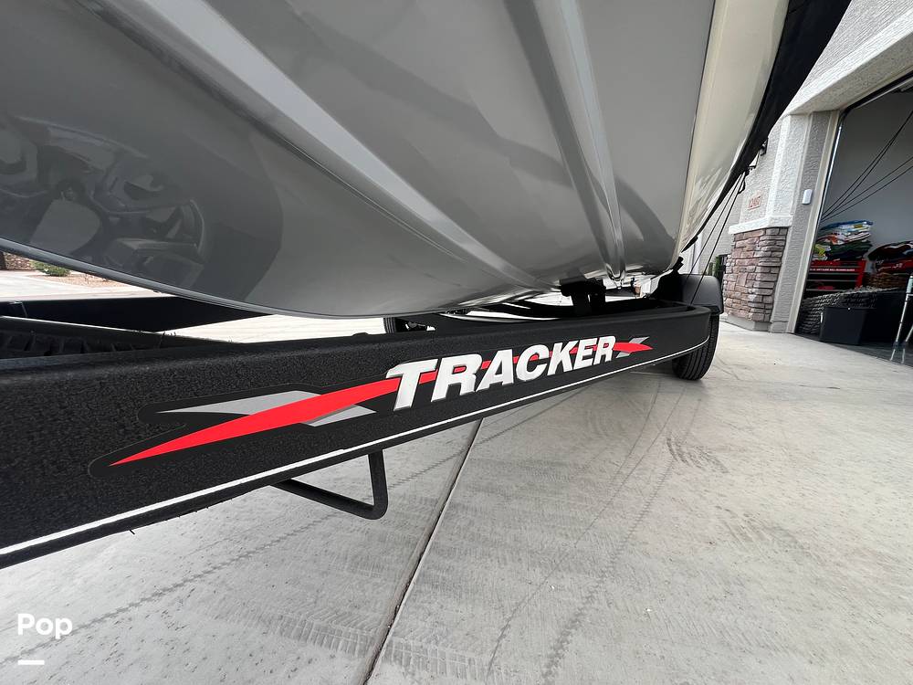 Slide: The Image of Tracker Pro Team 195 TXW 2023 - 15358734