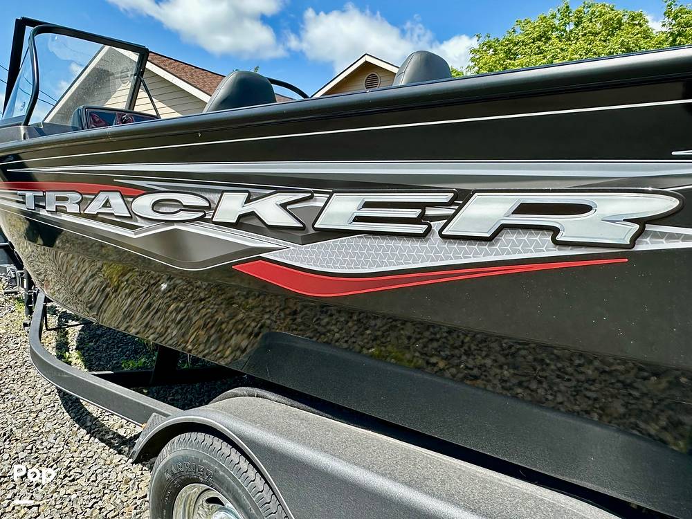 Slide: The Image of Tracker Targa 18 WT 2022 - 27
