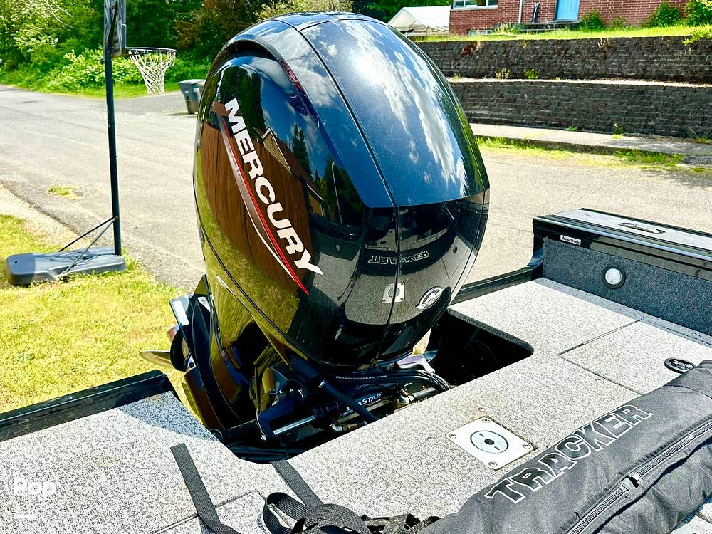 Slide: The Image of Tracker Targa 18 WT 2022 - 68