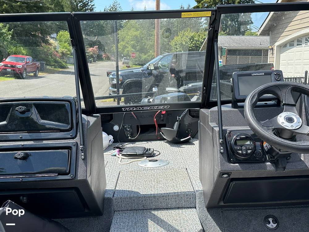 Slide: The Image of Tracker Targa 18 WT 2022 - 74