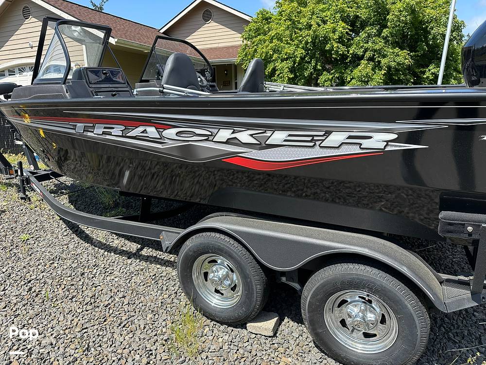 Slide: The Image of Tracker Targa 18 WT 2022 - 90