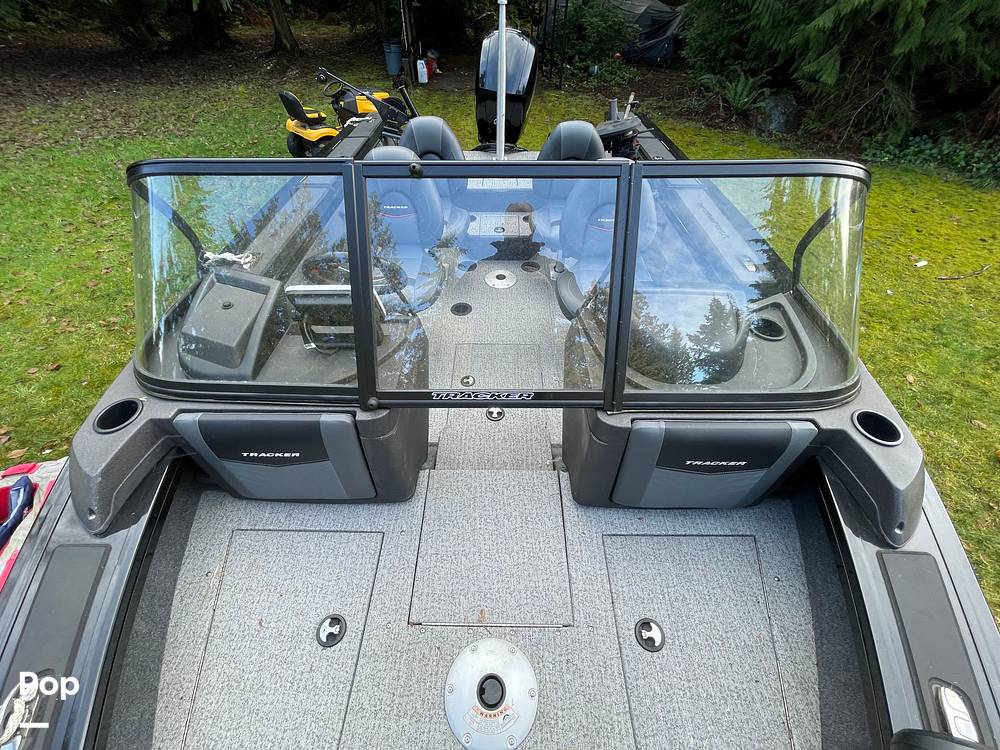 Slide: The Image of Tracker Targa 18WT 2023 - 15178520