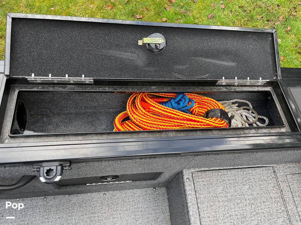 Slide: The Image of Tracker Targa 18WT 2023 - 15178498
