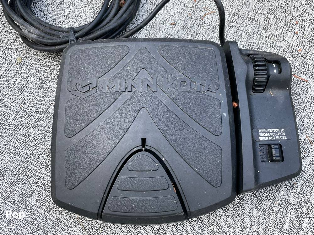 Slide: The Image of Tracker Targa 18WT 2023 - 15178528