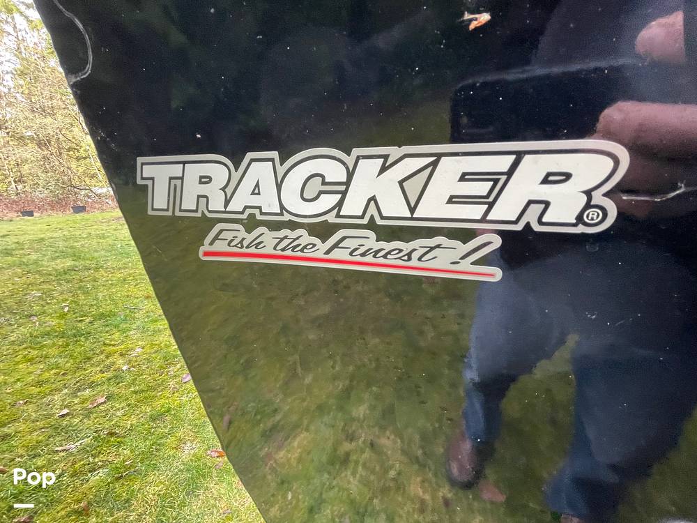 Slide: The Image of Tracker Targa 18WT 2023 - 15178535