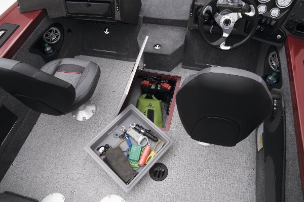 Slide: The Image of Tracker Targa V-18 Combo - 17