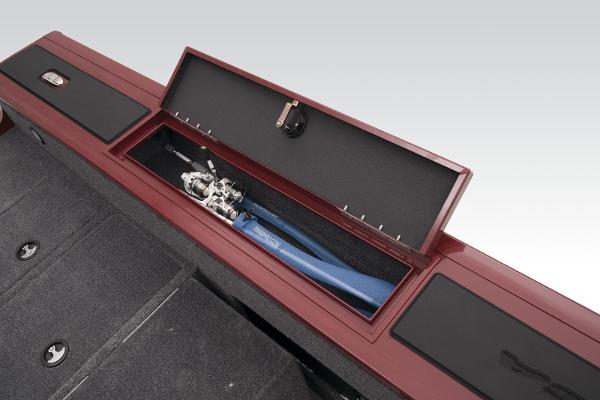 Slide: The Image of Tracker Targa V-18 Combo - 38