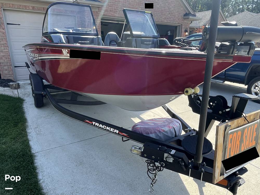 Slide: The Image of Tracker Targa V-18 WT 2021 - 15822422