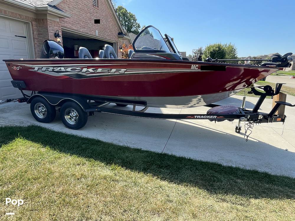 Slide: The Image of Tracker Targa V-18 WT 2021 - 15819374