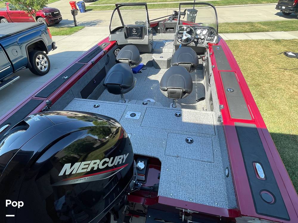 Slide: The Image of Tracker Targa V-18 WT 2021 - 15819375