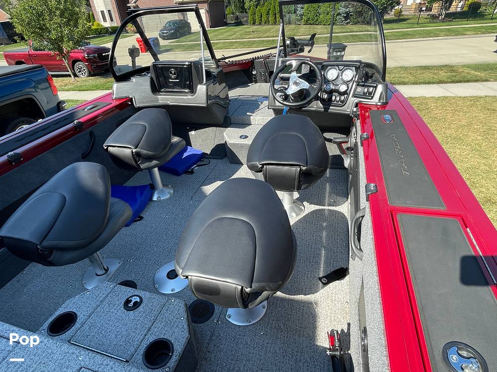 Slide: The Image of Tracker Targa V-18 WT 2021 - 15819377