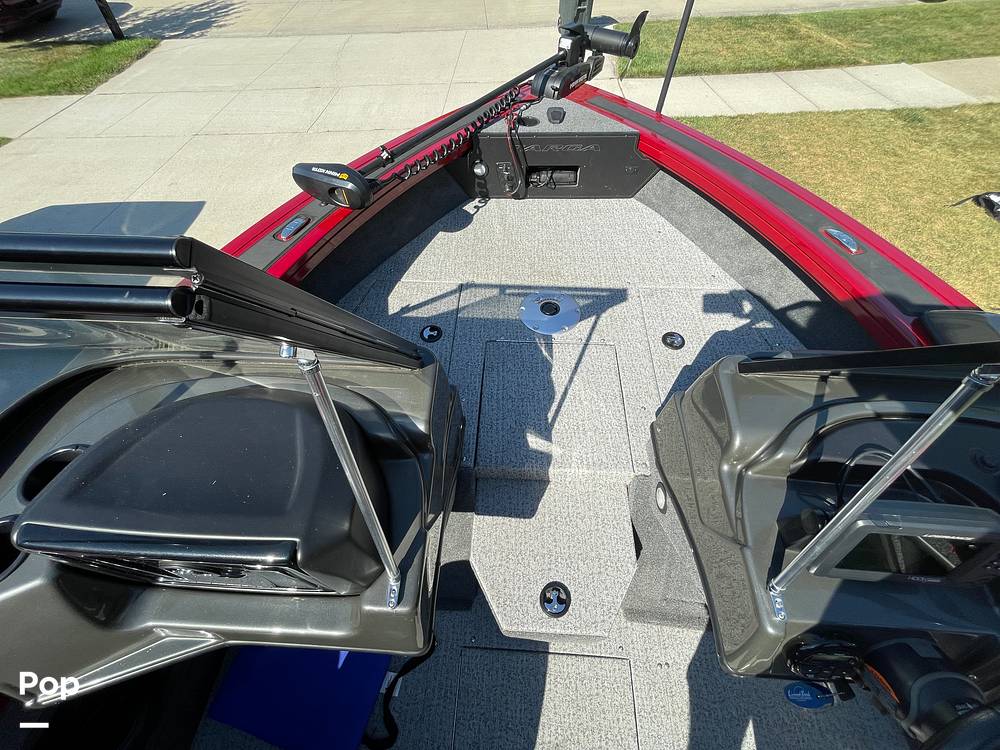 Slide: The Image of Tracker Targa V-18 WT 2021 - 15819378