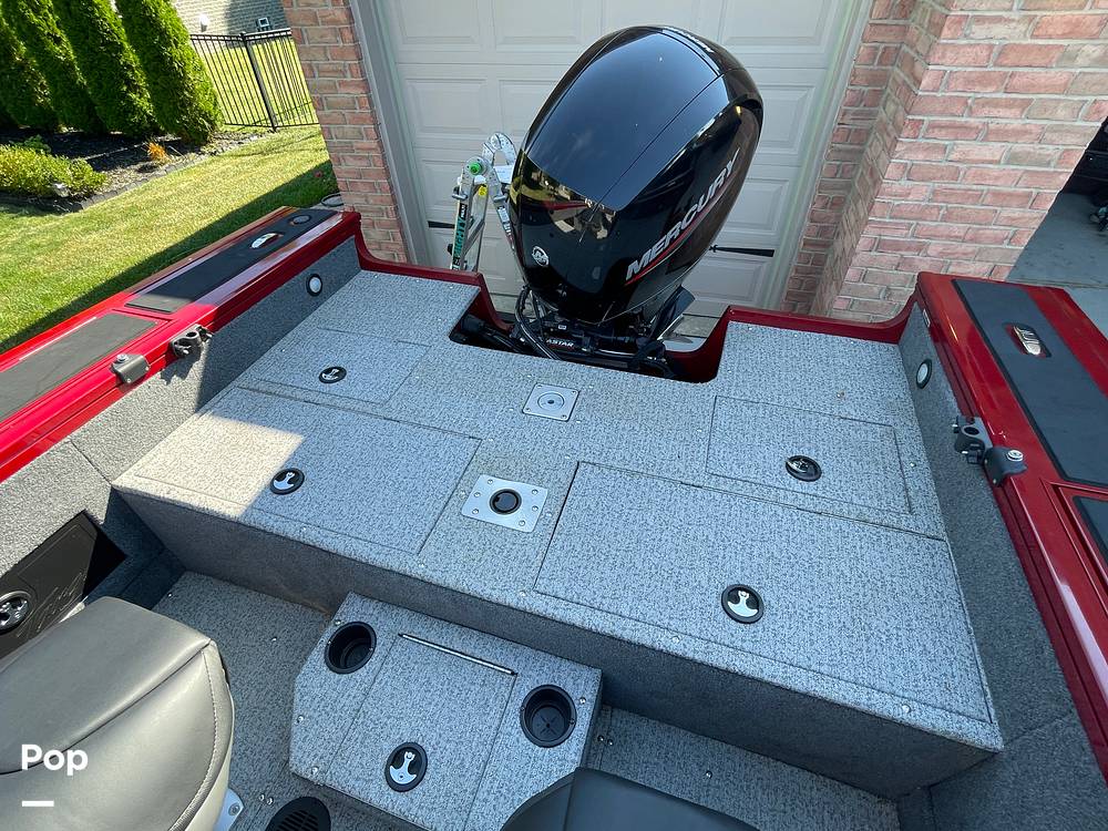 Slide: The Image of Tracker Targa V-18 WT 2021 - 15819383