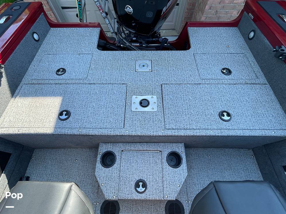 Slide: The Image of Tracker Targa V-18 WT 2021 - 15819385