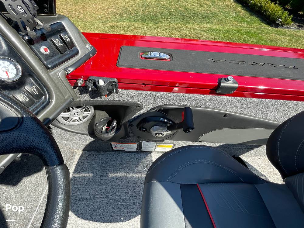 Slide: The Image of Tracker Targa V-18 WT 2021 - 15822310