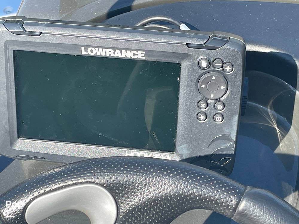 Slide: The Image of Tracker Targa V-18 WT 2021 - 15822317