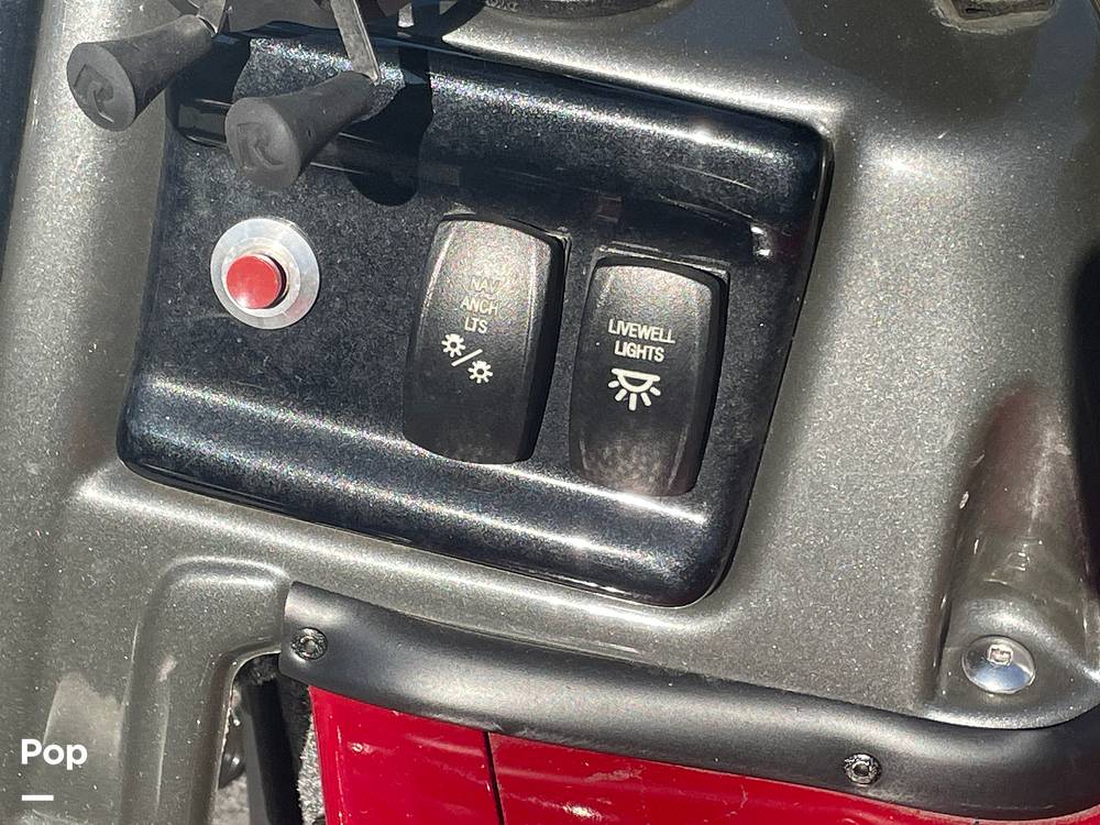 Slide: The Image of Tracker Targa V-18 WT 2021 - 15822322