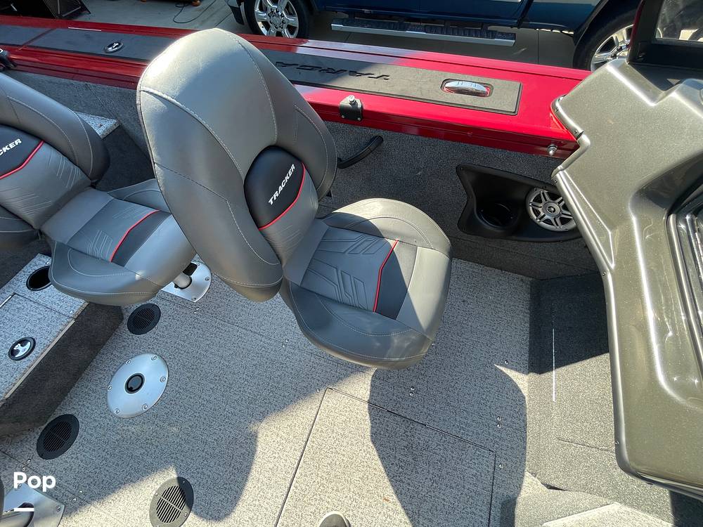 Slide: The Image of Tracker Targa V-18 WT 2021 - 15822325