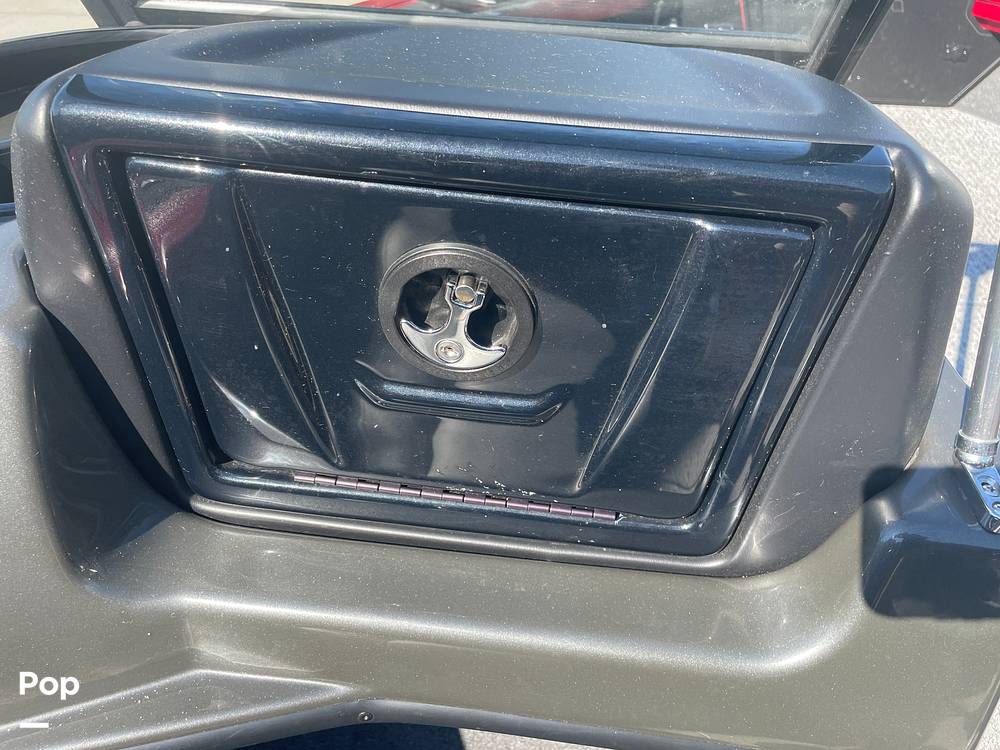 Slide: The Image of Tracker Targa V-18 WT 2021 - 15822328