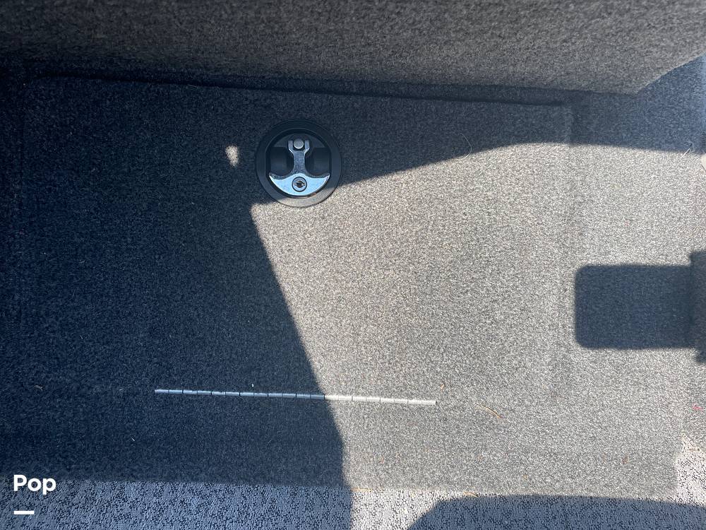 Slide: The Image of Tracker Targa V-18 WT 2021 - 15822332